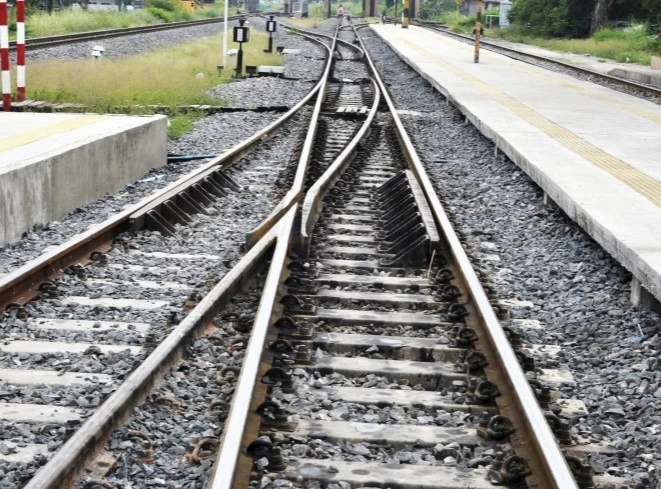 railway turnout railway turnout