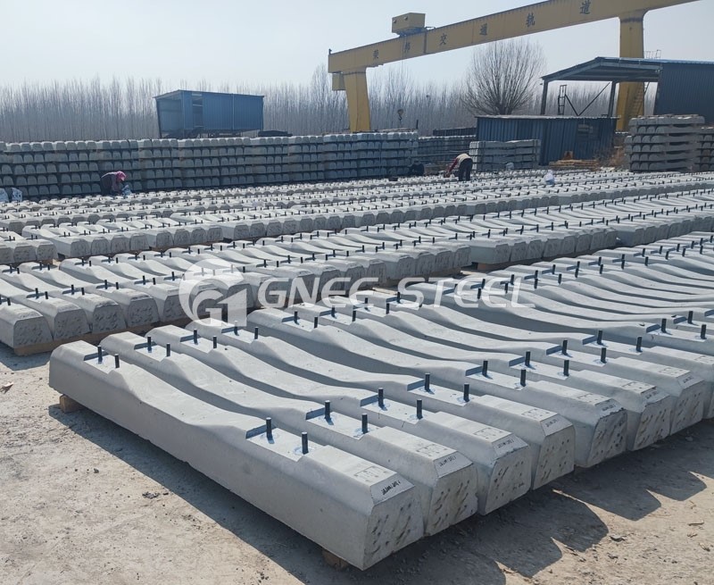 Heavy Duty Concrete Sleepers Heavy Duty Concrete Sleepers