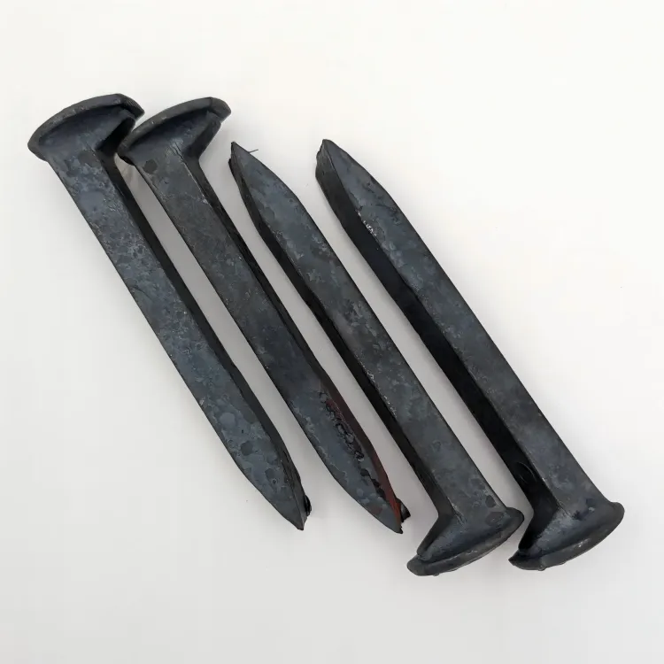 Q235 Rail Cut Spike Plain Oiled Surface Q235 Rail Cut Spike Plain Oiled Surface